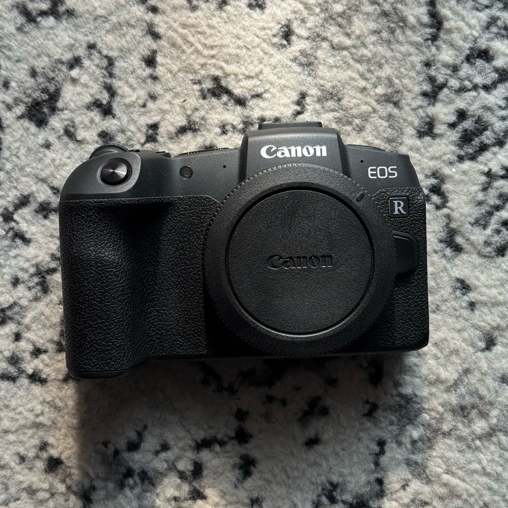 BODY ONLY Canon EOS RP camera